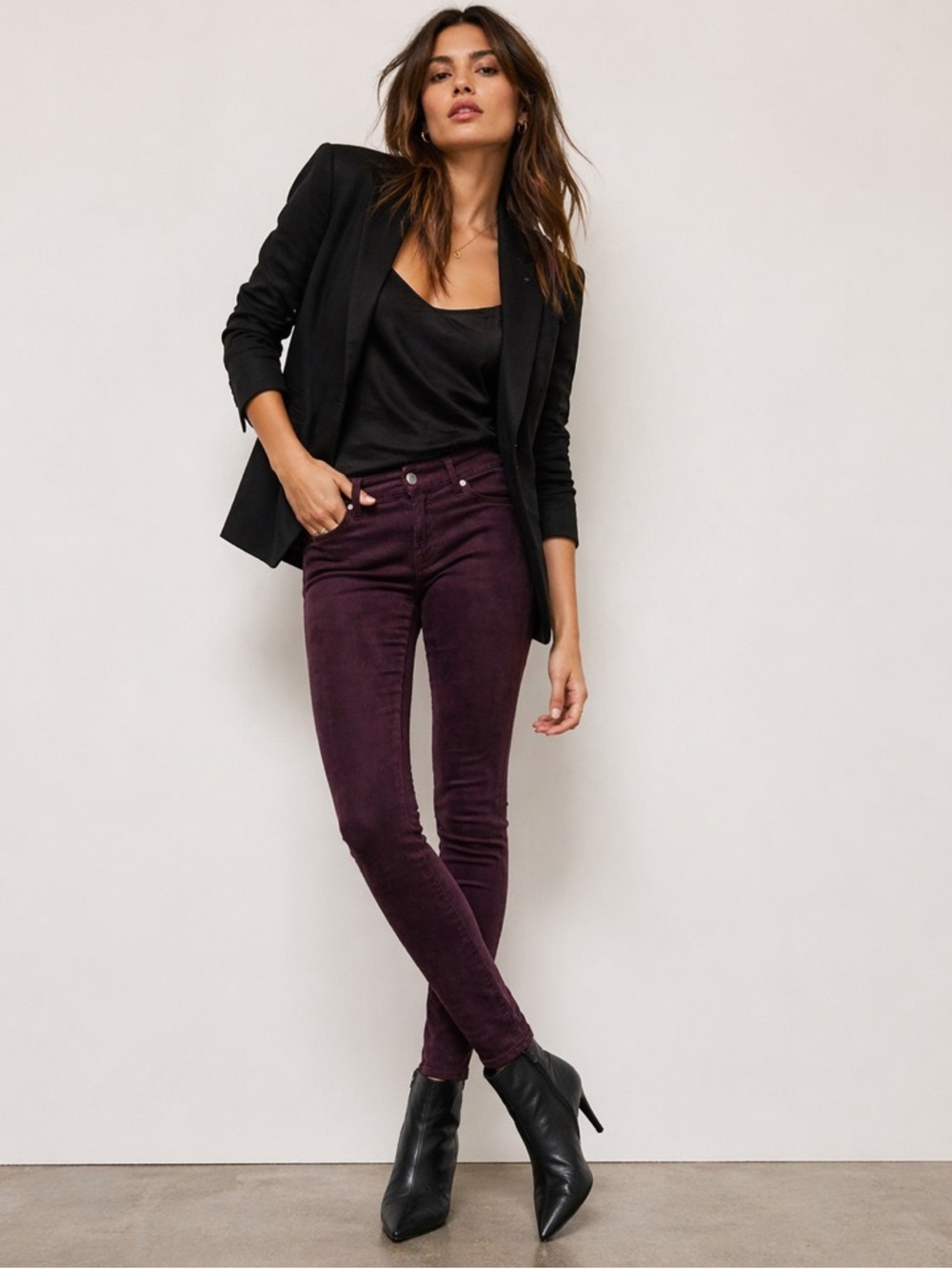 🔥 Universal Thread Corduroy Pants – Size 4 🔥